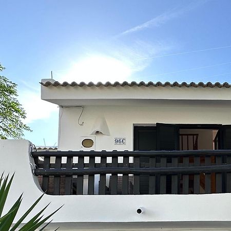 The Tree House 96C - لاغوس المظهر الخارجي الصورة